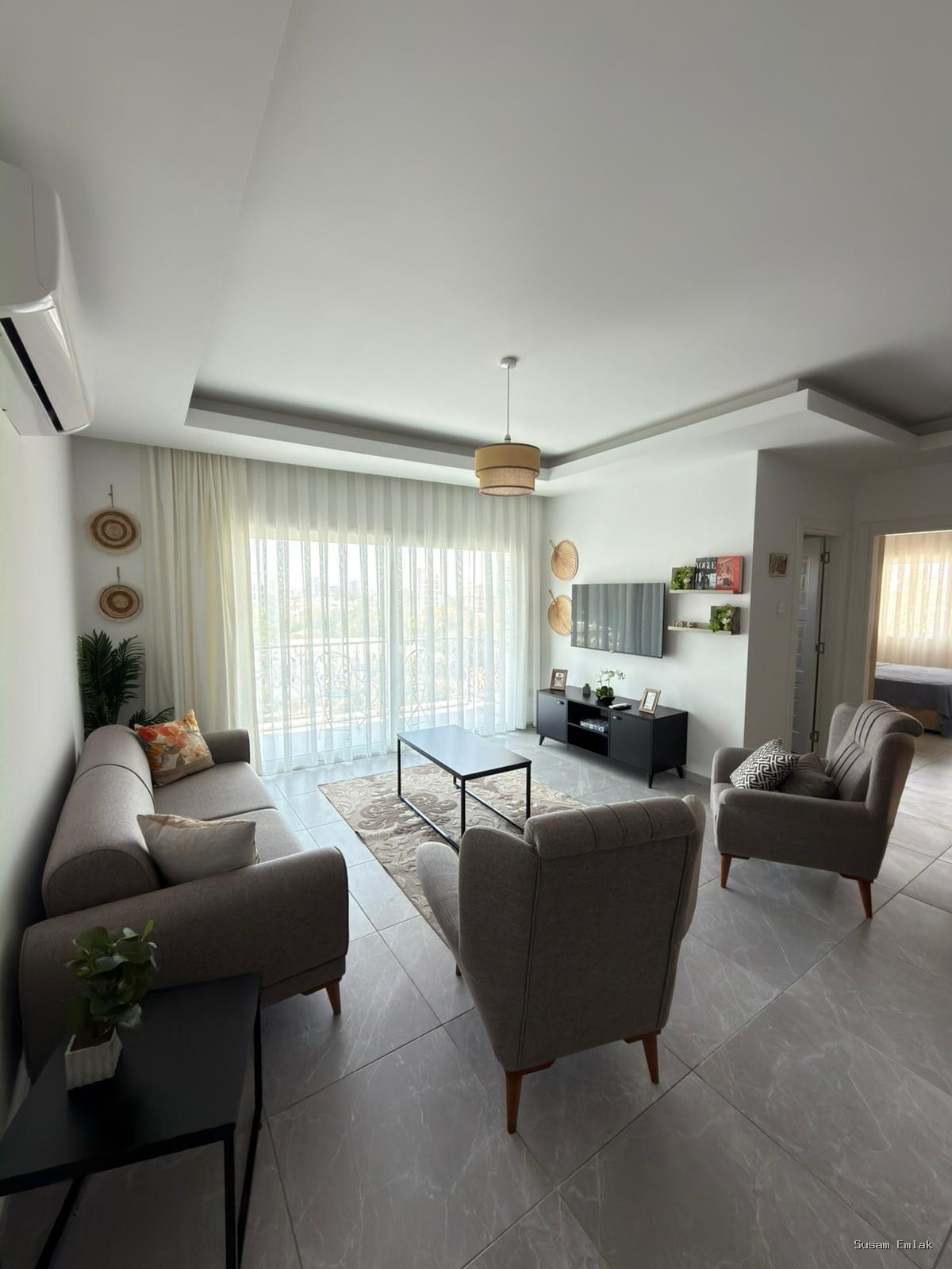 KİRALIK LÜKS 2+1 DAİRE – GİRNE MERKEZ